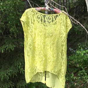 Apt. 9. M. Lime/lemon tank and split back lace top